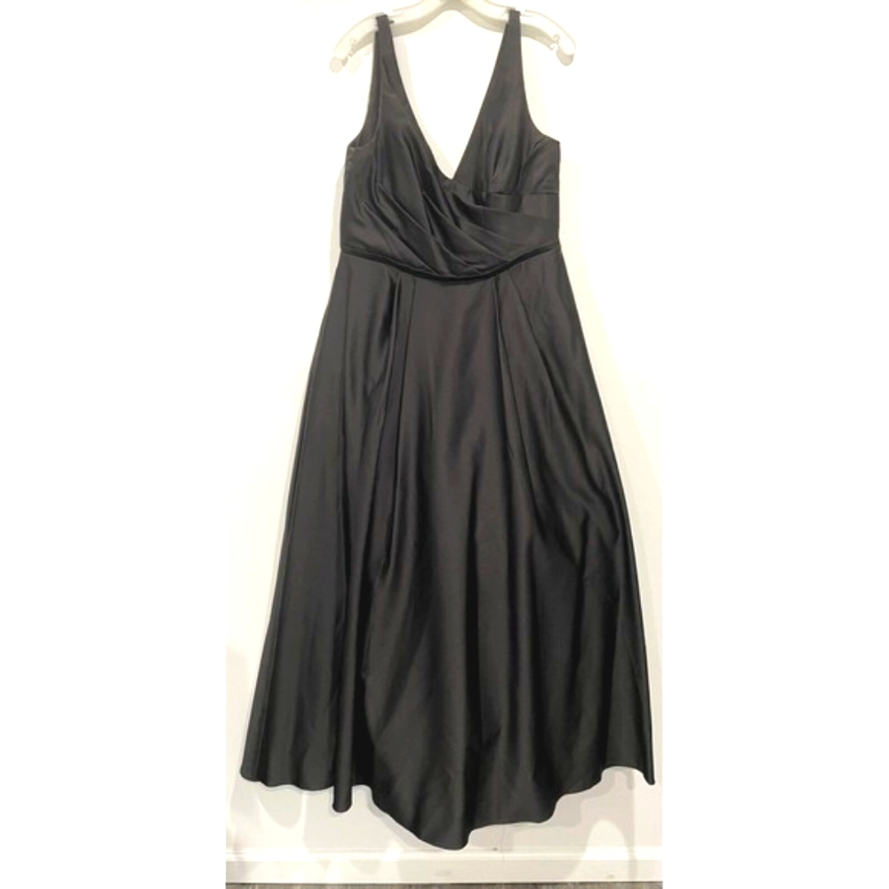 Davids Bridal Womens Dress 14 black fit flare bridesmaid Long gown Fit And Flare
